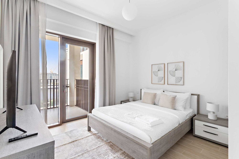 Silkhaus Stylish 1bdr With Pool Balcony Dubai Creek Harbour