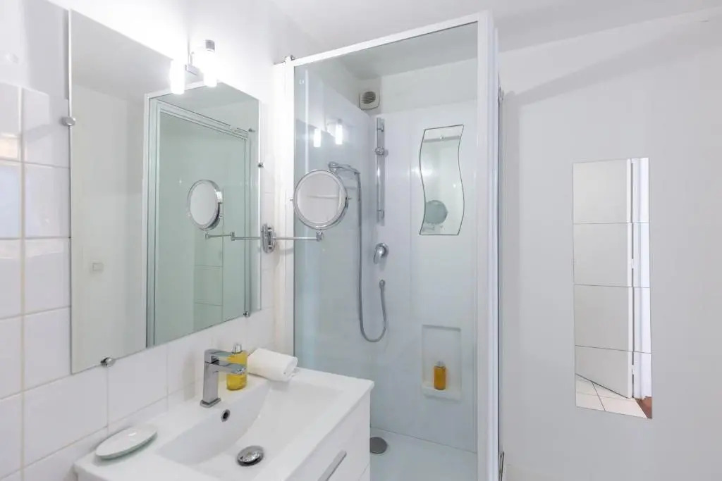Hypolite 3 New- Nice flat for 4 - 80 meters from the Port of Honfleur