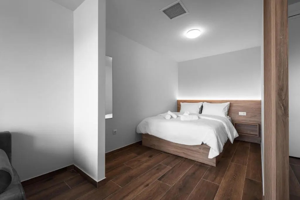 Ultima Suites, Nilie Hospitality MGMT