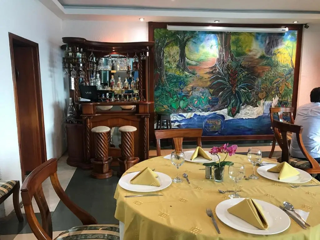 Hotel La Cascada - Lago Agrio