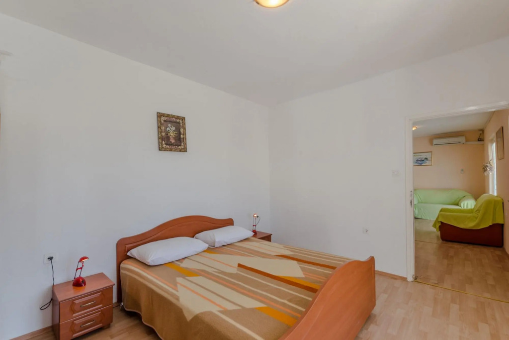 Apartments Mlado