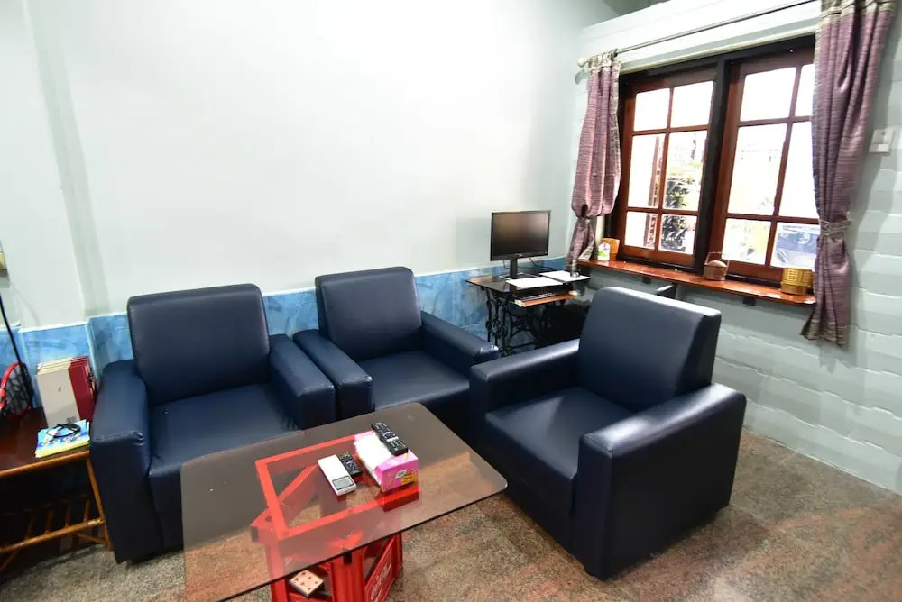 5 Minute Hostel