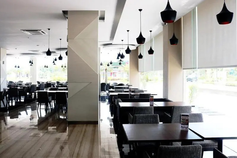 Wing Hotel Kualanamu Airport