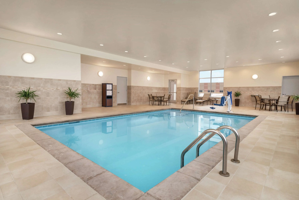 Hampton Inn Brooklyn Park