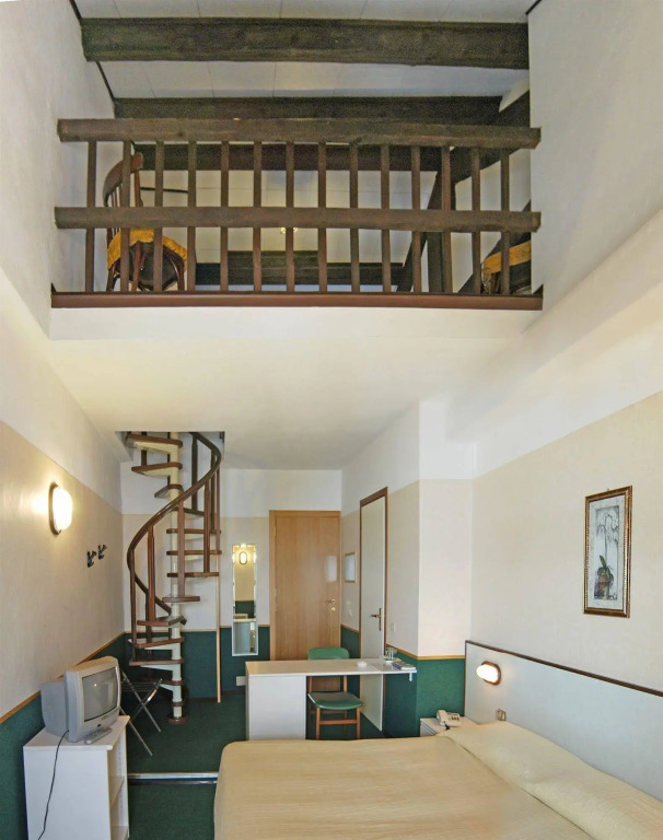Hotel Eden