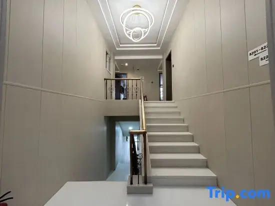 Rujia Huayi Select Hotel (Beijing Guozhan Xibahe Subway Station)