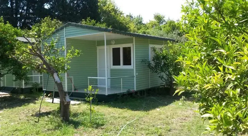 Saklı Bahçe pensiyon & camping