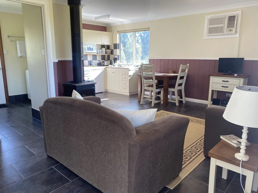 Manyat Peak cottages Carnaby