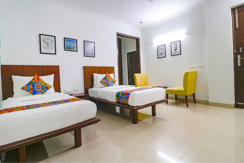 FabHotel Rivlet Premium