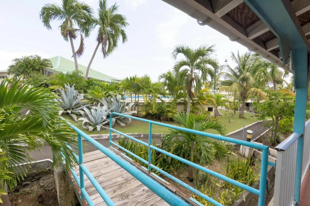 Studio, Piscine Et Vue Mer A La Marina