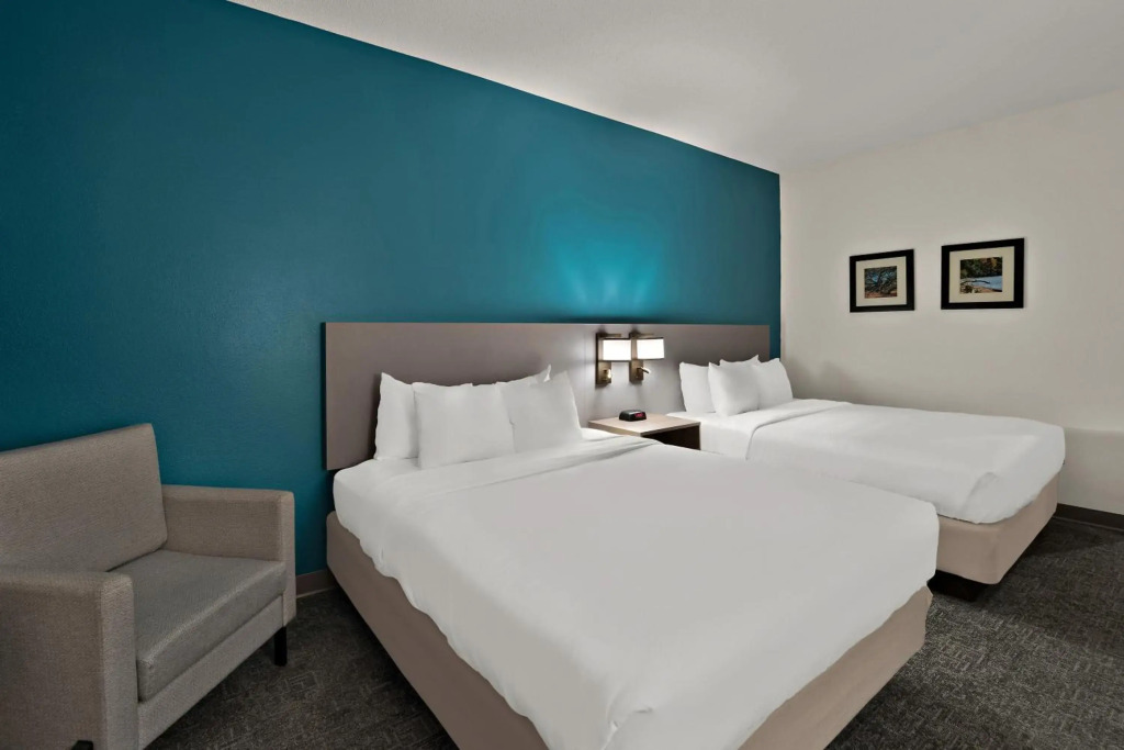 Comfort Inn & Suites Santee I-95