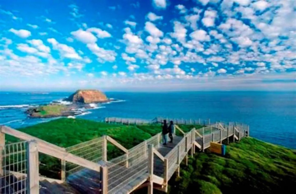 Saltwater Breeze Retreat