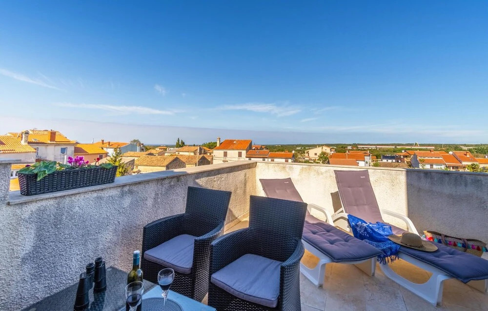Amazing Home in Vodnjan With Wifi and 3 Bedrooms