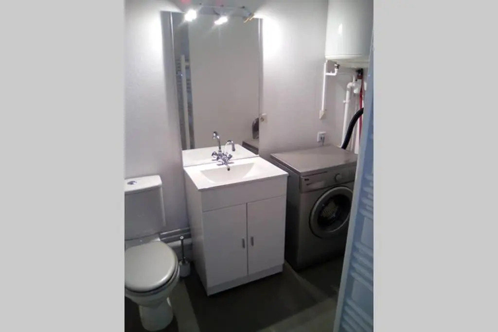 STUDIO double dans centre de LIMOGES WIFI