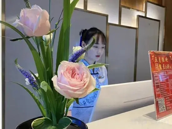 Till Bright Hotel, Changsha Meixi Lake Shop