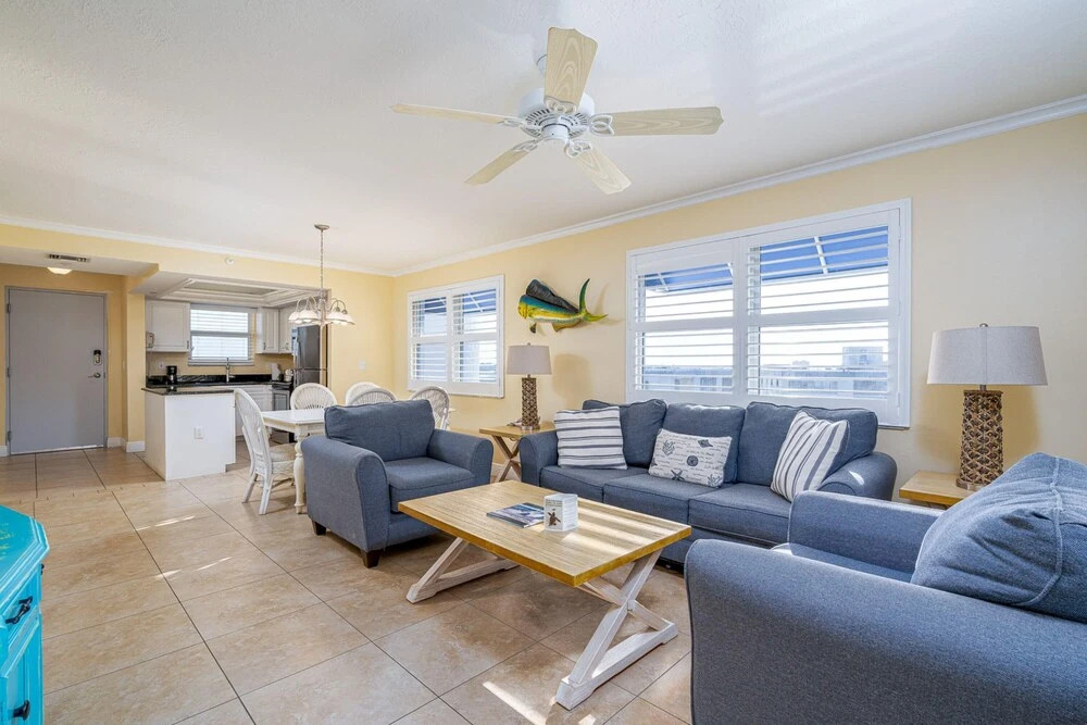 Welcome to Beach Villa's # 606 Vacation Rental - 250 Estero Blvd condo