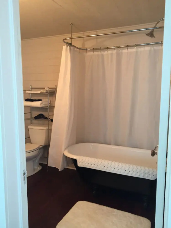Hye-Way Haus Bed and Breakfast