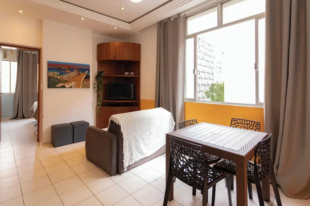 SUH Copacabana 52 Cozy Beach