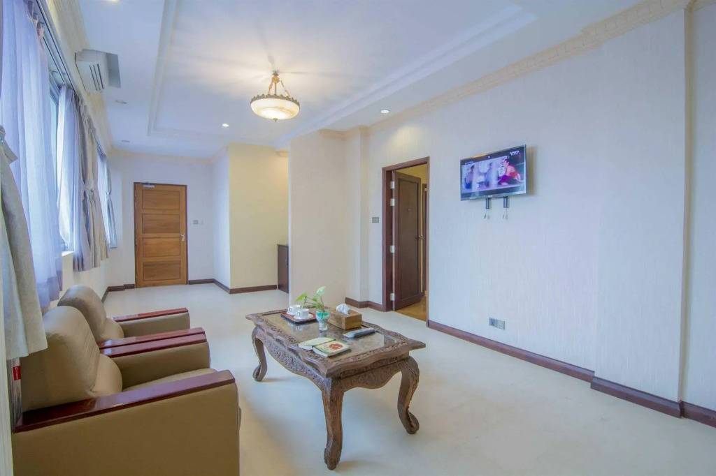 Asia Plaza Hotel