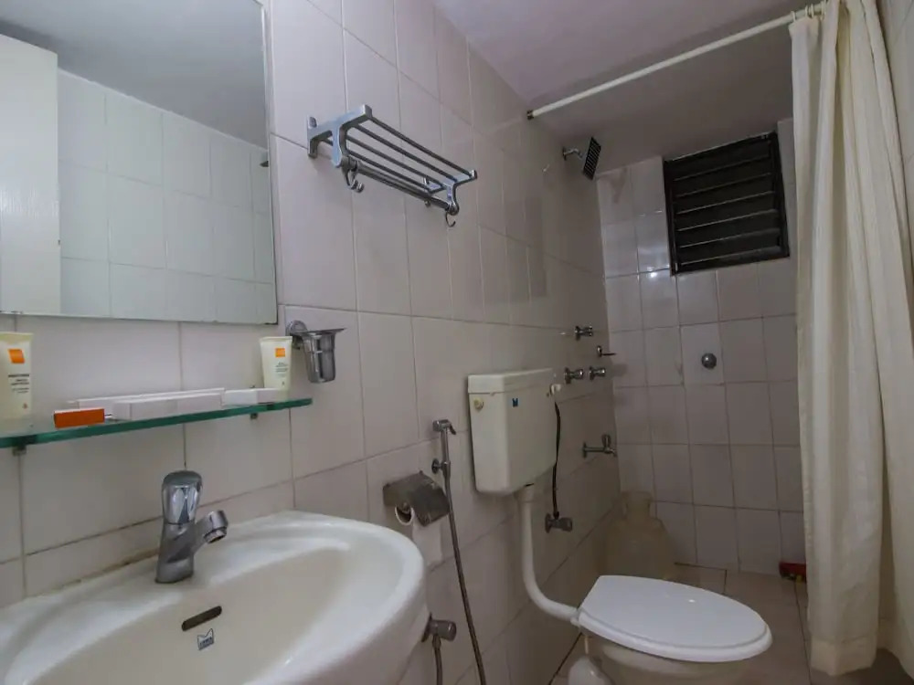OYO 12423 Home Pool View 1BHK Candolim