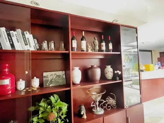 Shangbin Hotel (Hefei Yuxi Road Hongqi Building Materials Market Store)