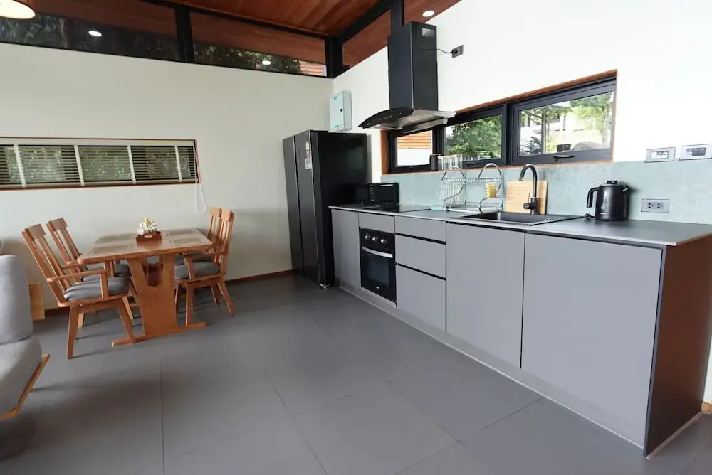 yume17 - Sea View pool Villas & 1BD, Studios