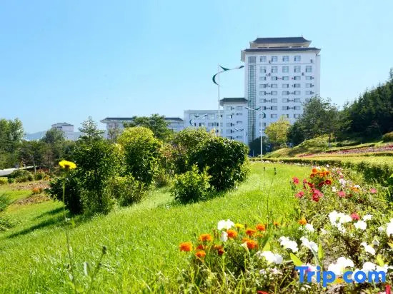 Yanbian Hotel