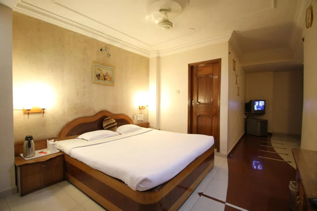 Hotel Grand Arjun