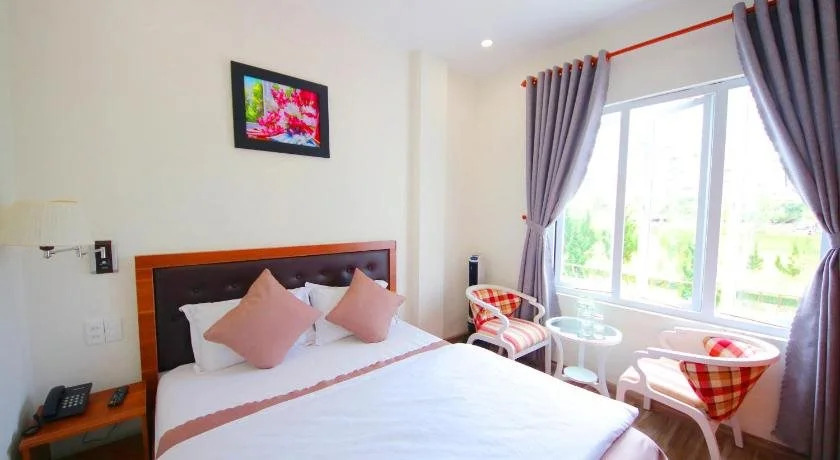 Phuong Vy Luxury Hotel