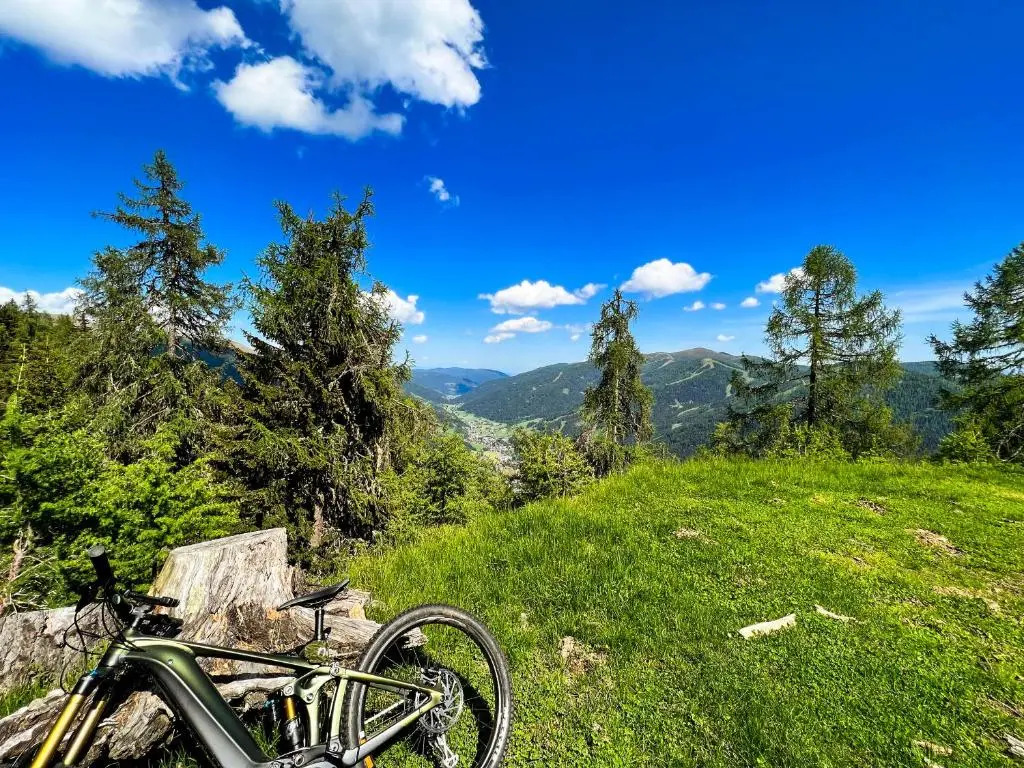 Pension & Appartements Ronacherhof -Mountain Hideaway Slopeside