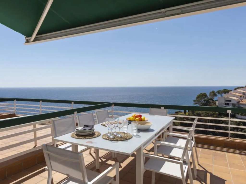 Holiday Home Punta Aromir