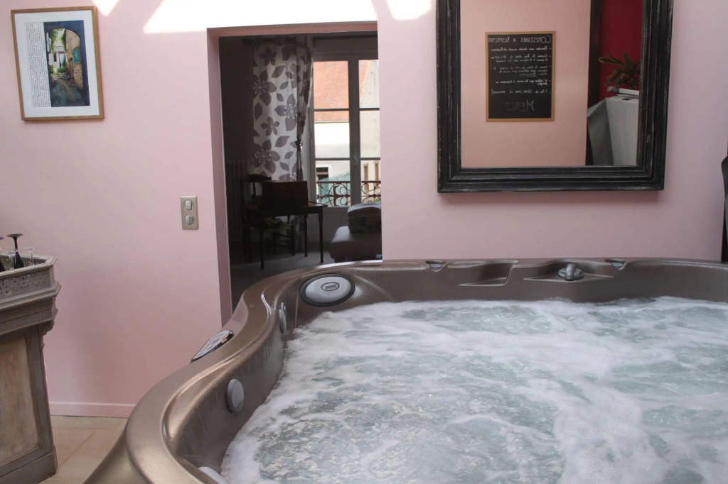 Chambres et table dhôtes Saint Nicolas, maisonnettes individuelles dans propriété privée