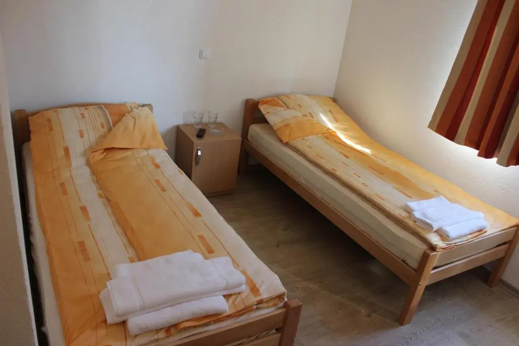 Rooms Zebax