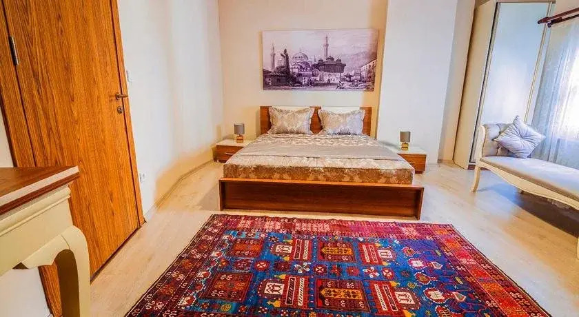 Hotel Million Old City