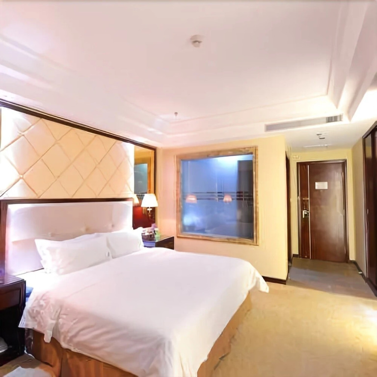 Basaicheng Hotel