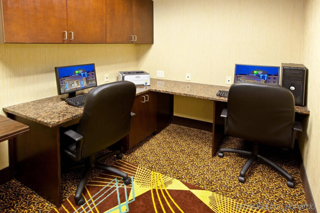 Holiday Inn Express Hotel & Suites Richwood - Cincinnati South by IHG
