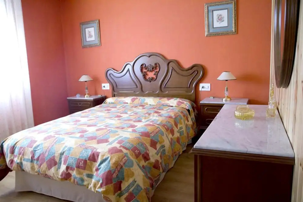 Spacious house in Abejar