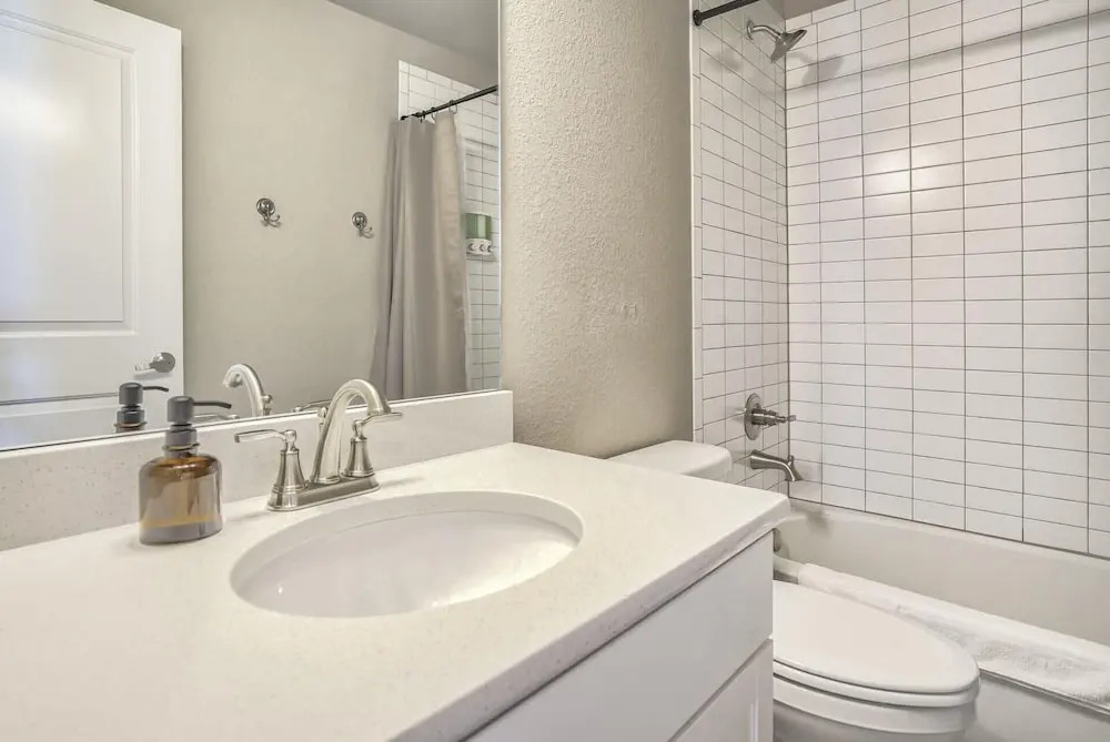 3BD Modern Home Close to Usafa