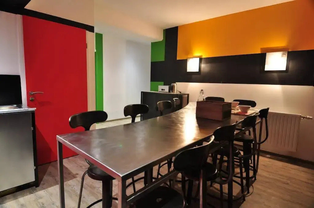 Maison Mondrian
