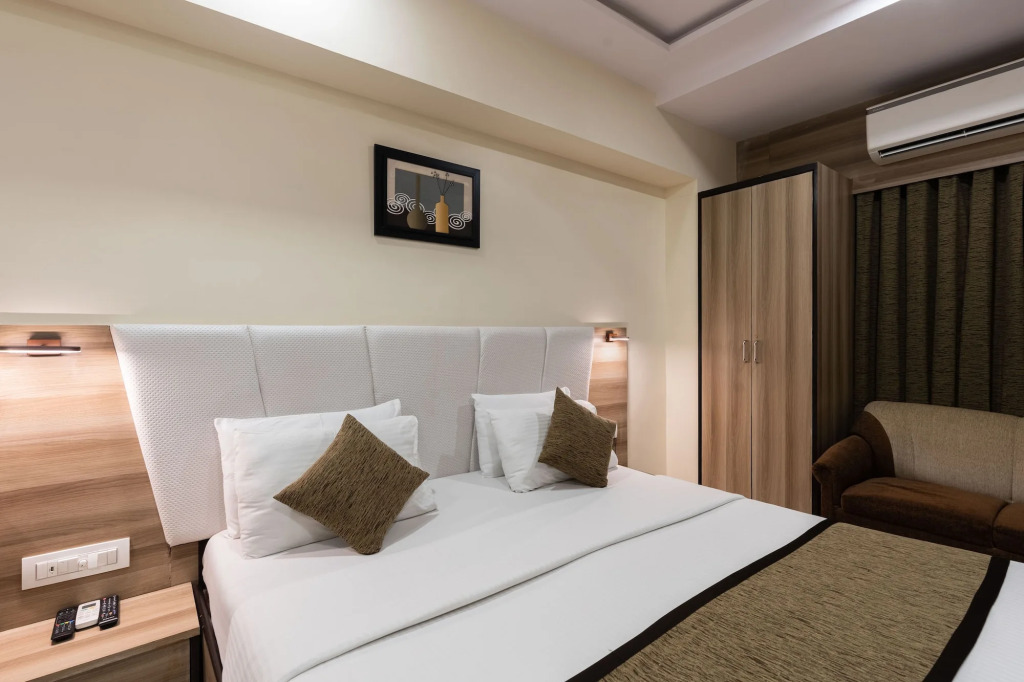 Hotel Avon Ruby Dadar