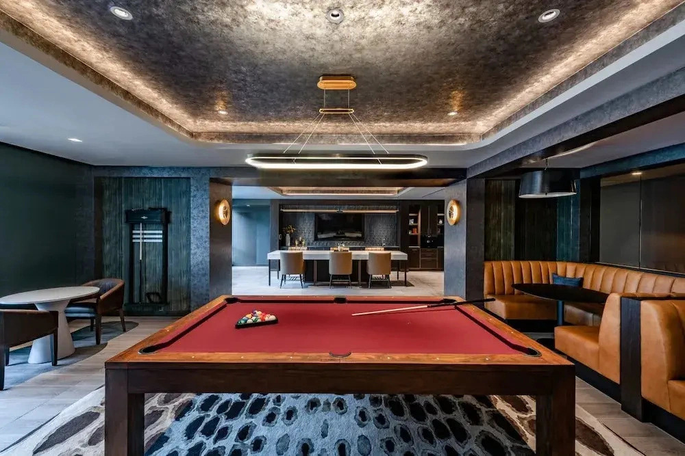 Condo The Earl
