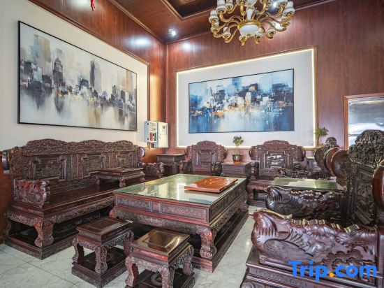 New Seaview Hotel (Fangcheng Gangqisha Seafood Market)