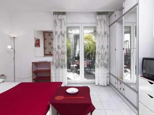 Apartments Ana 167