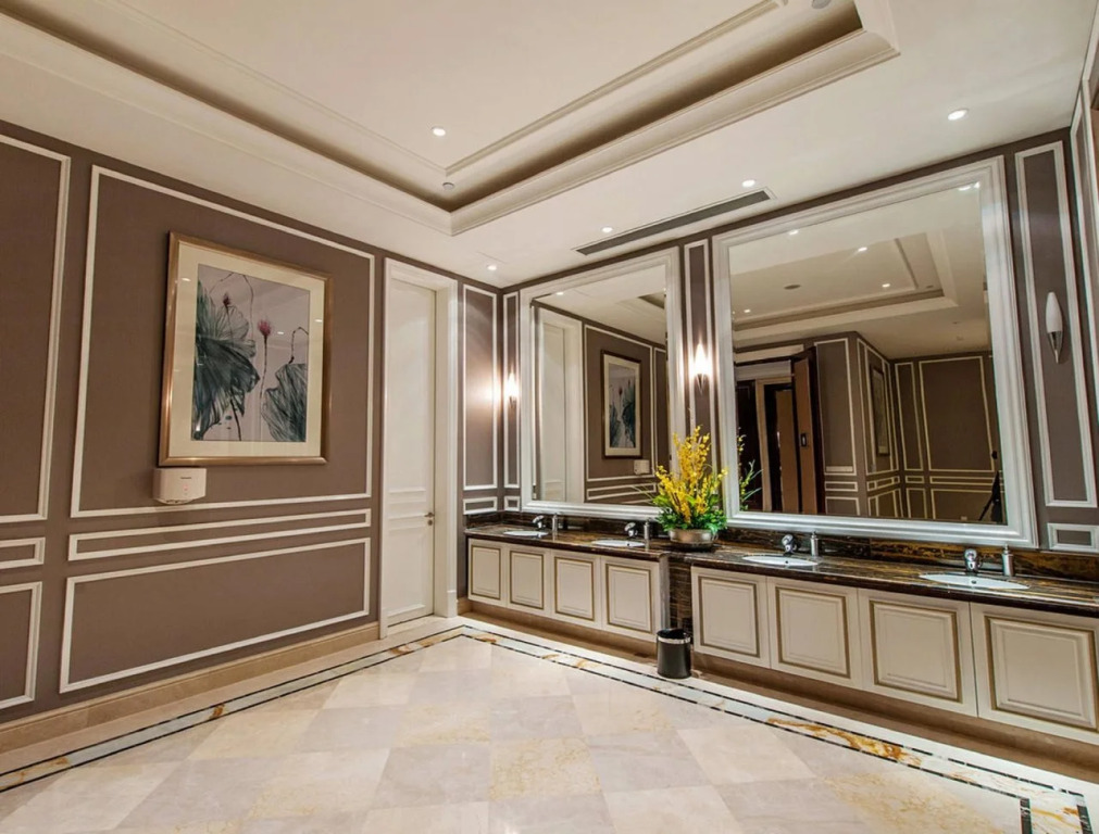World Trade Winning Hotel