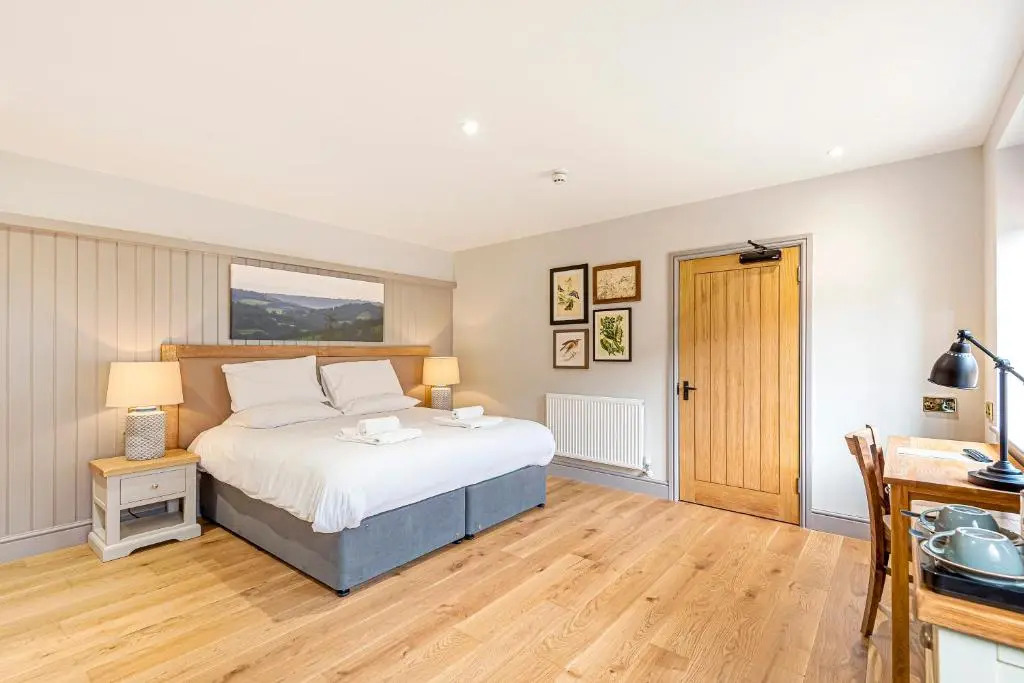 Charlcombe Inn
