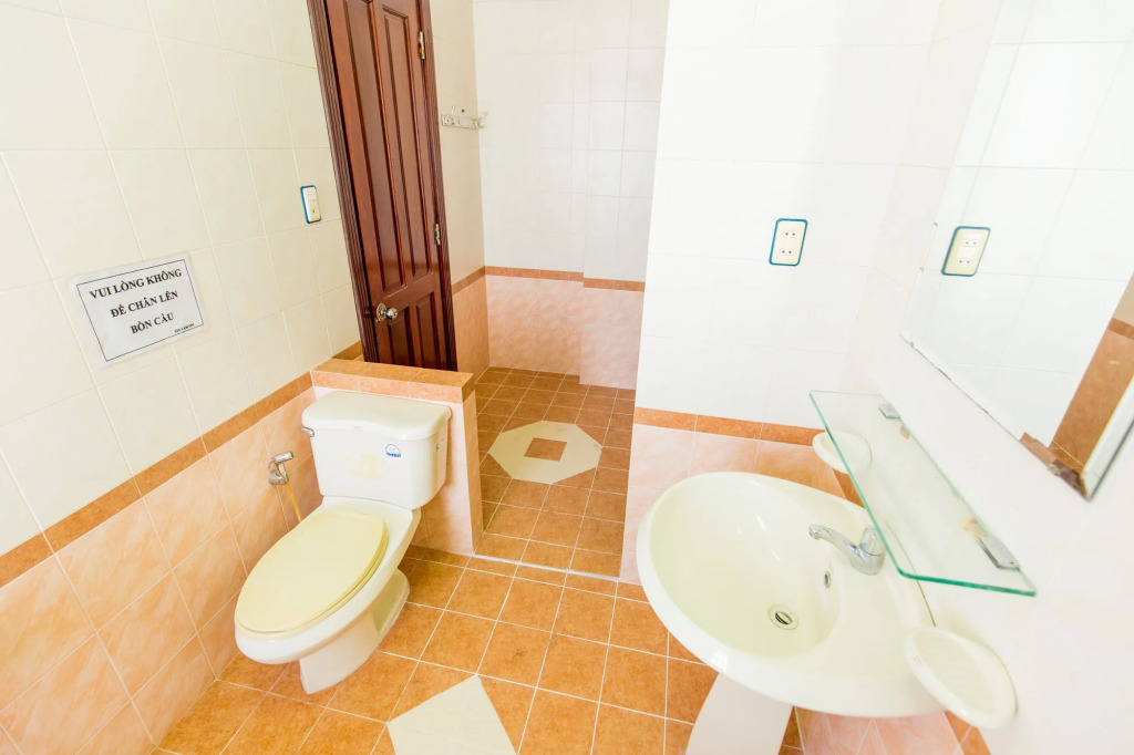 Qhome Saigon - Bui Thi Xuan