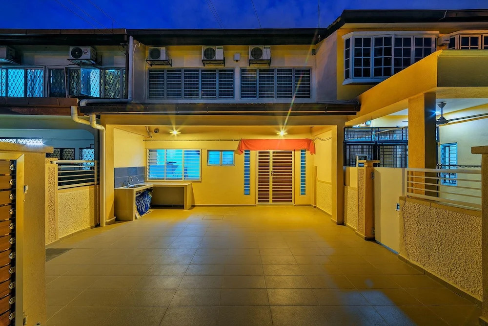 The Home Homestay