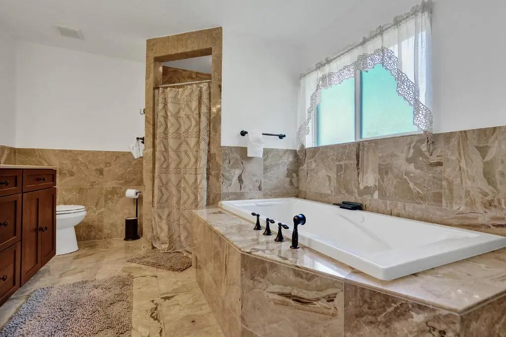 Stellar stay in wonderful 7bd villa Pool-Playground