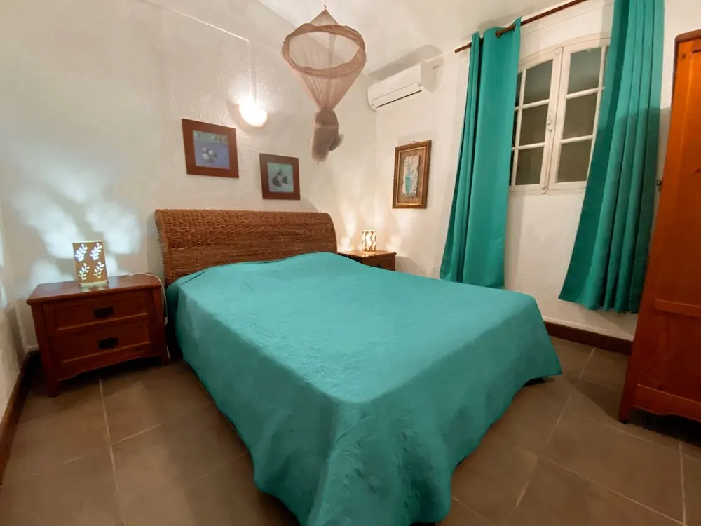 Anoli Lodges