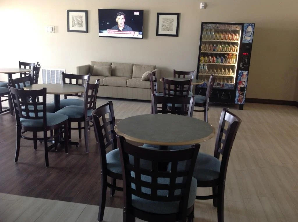 La Plaza Inn and Suites - Freer TX
